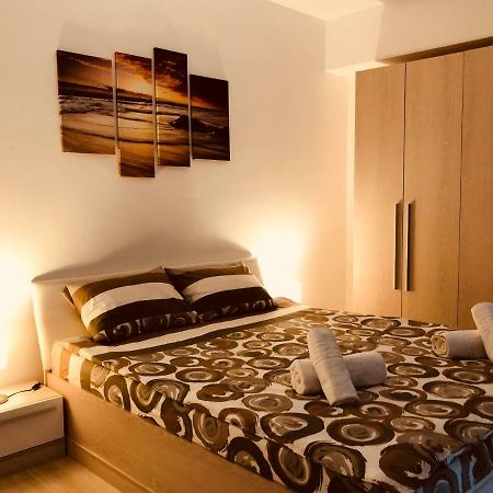 Eme Apartments Brasov Ngoại thất bức ảnh