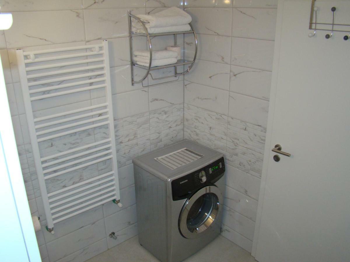 Eme Apartments Brasov Ngoại thất bức ảnh