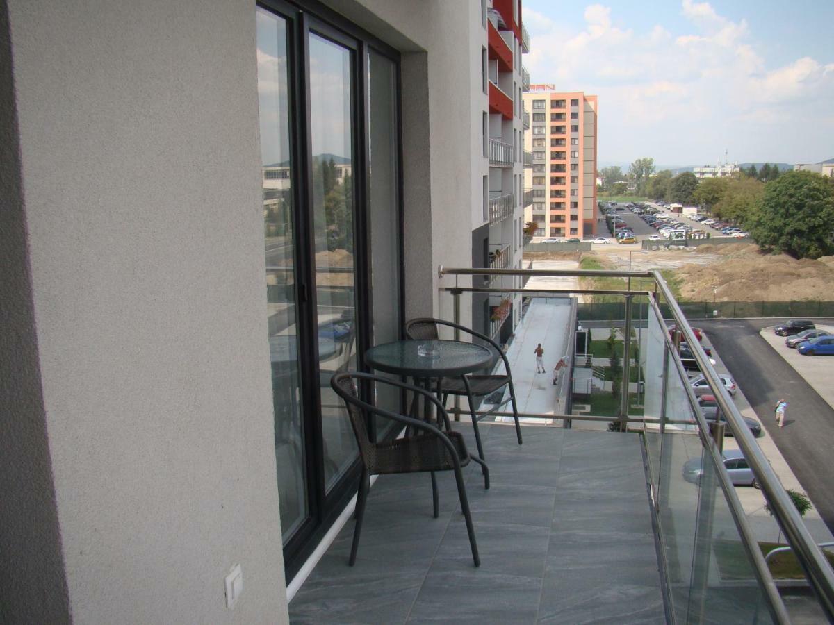 Eme Apartments Brasov Ngoại thất bức ảnh