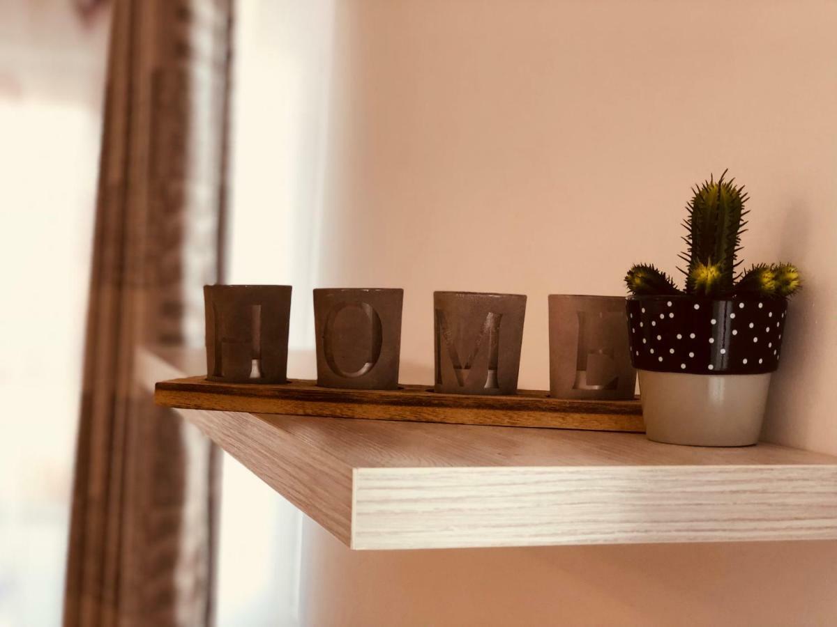 Eme Apartments Brasov Ngoại thất bức ảnh