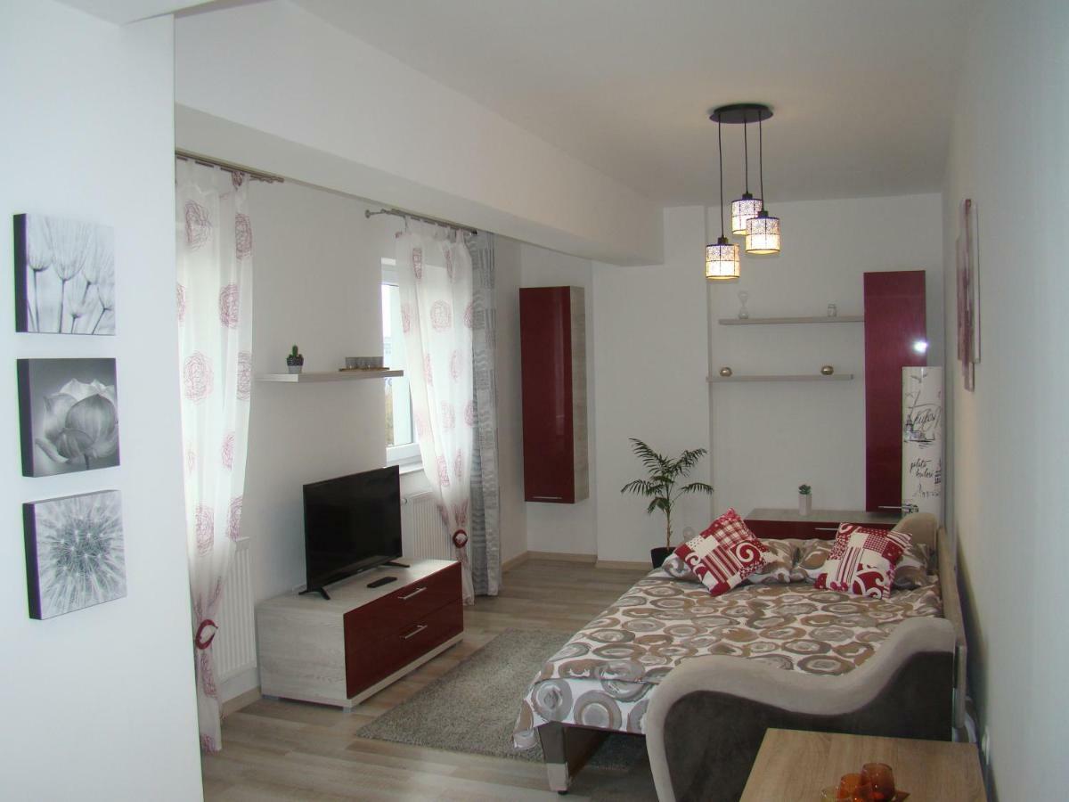 Eme Apartments Brasov Ngoại thất bức ảnh